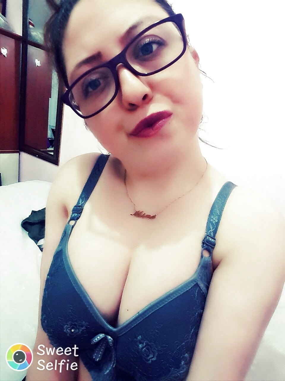 Cana Yakın Alsancak Escort Nehir