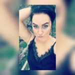Duru | İzmir Esmer Escort Bayan